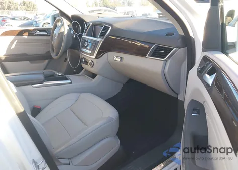 2015 Mercedes-Benz Ml 350 4Matic z USA, uszkodzony, nr VIN 4JGDA5HBXFA448746